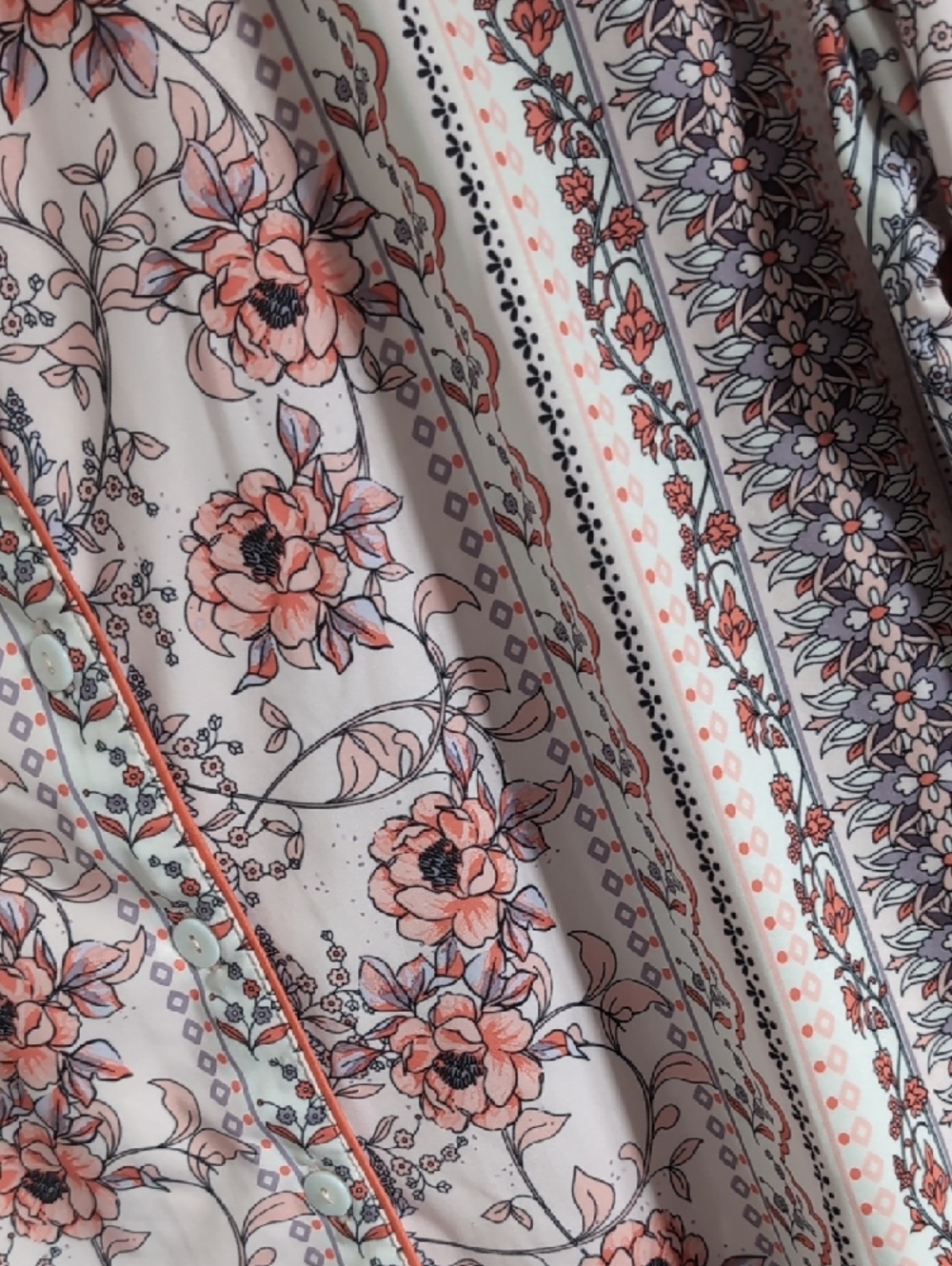 La Vie En Rose Pink and Cream Floral Stripe Pajama Set - Picture 2 of 9